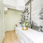 Bon Marche Apartment *
