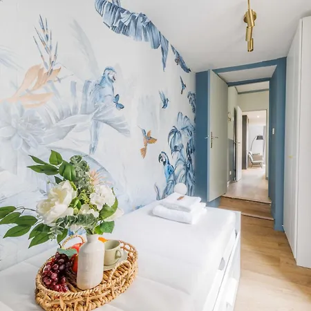 Apartment Bon Marche Paris