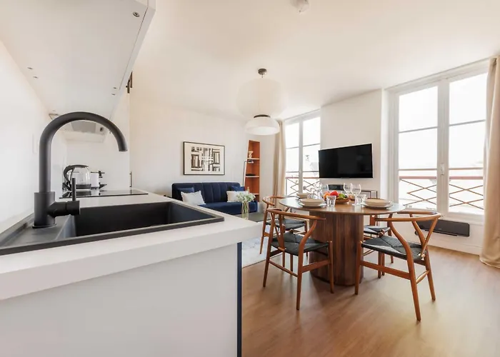 Bon Marche Apartment