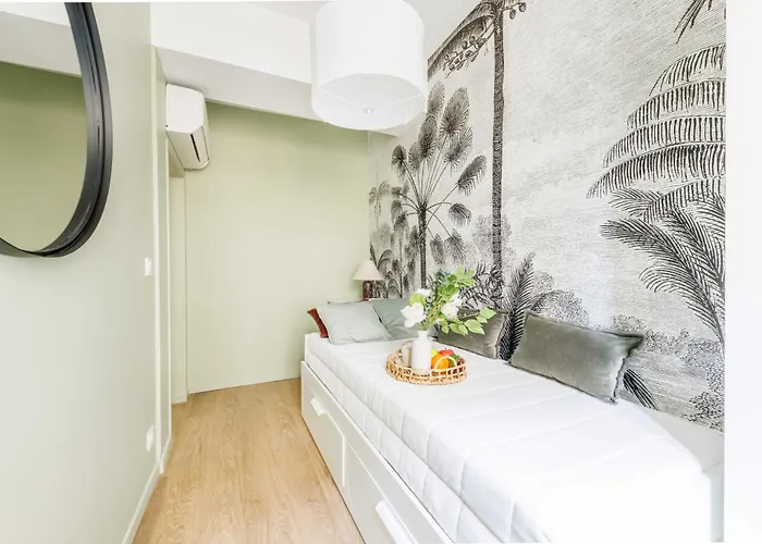 Bon Marche Apartment *