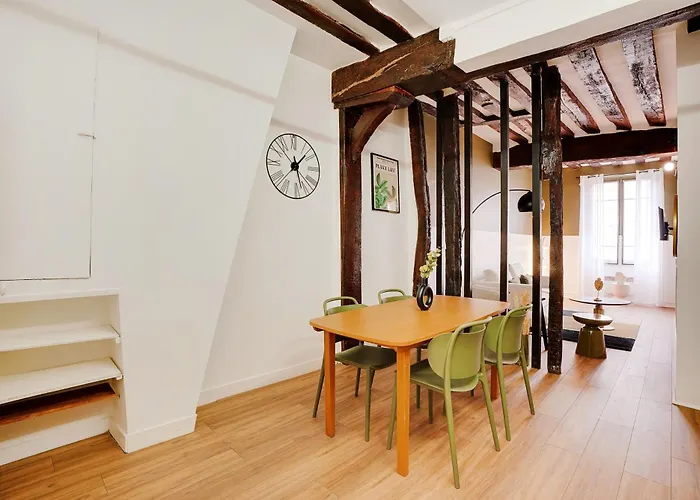 Bon Marche Apartment Paris